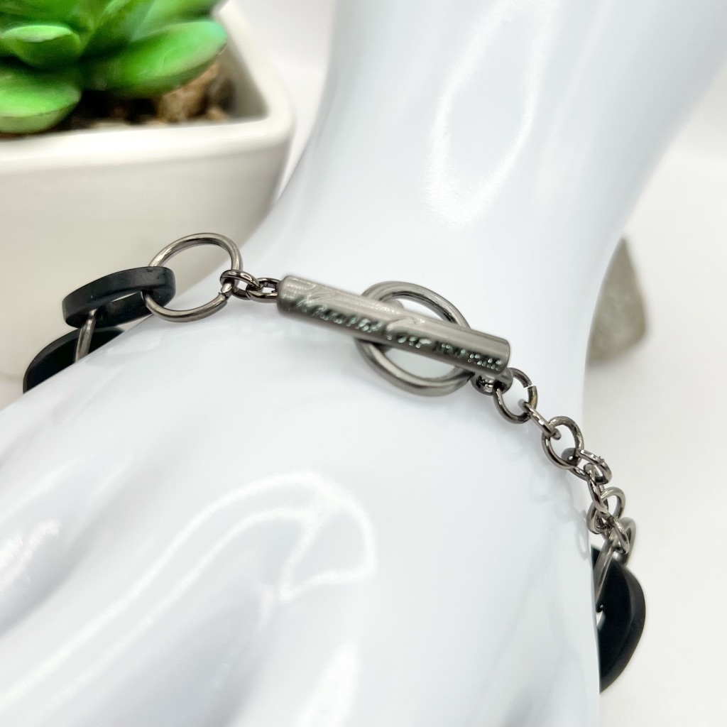 Kenneth Cole Bracelet 49$